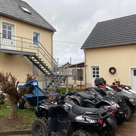 Bed & Breakfast Zimmervermietung Graupner 3*